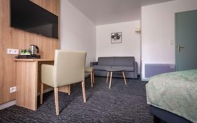 Les Hameaux De Lozere Sure Hotel Collection by Best Western